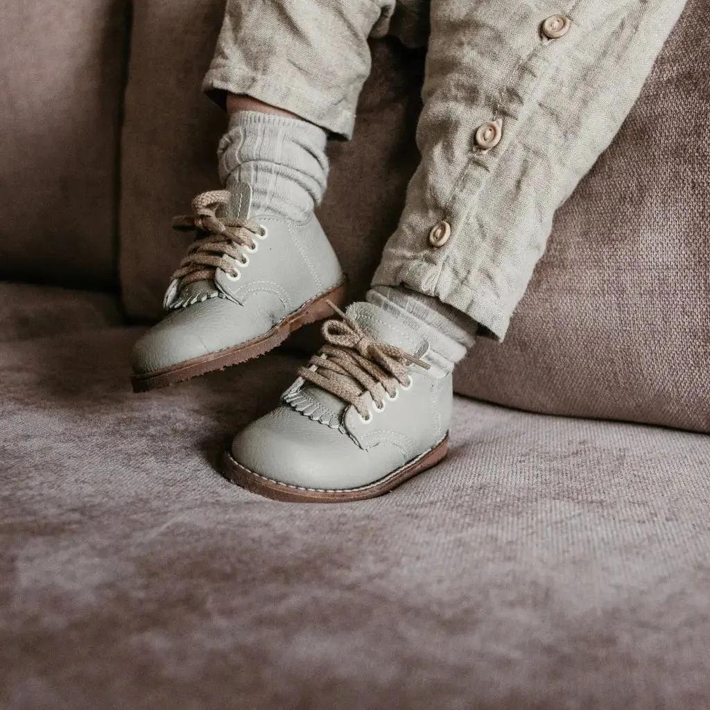 Artie Saddle - Dove Grey