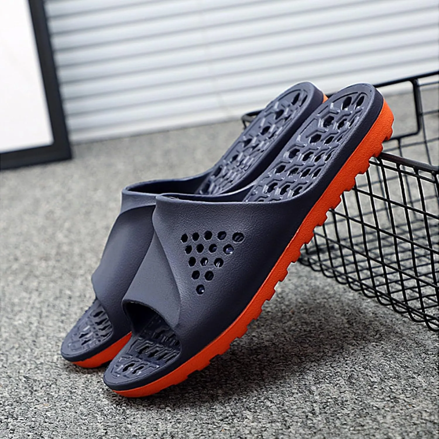 Men's slippers, bathroom non-slip, bathing slippers, hollow, large size